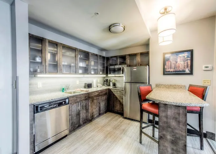 Hotel Staybridge Suites - University Area Osu By Ihg 3*